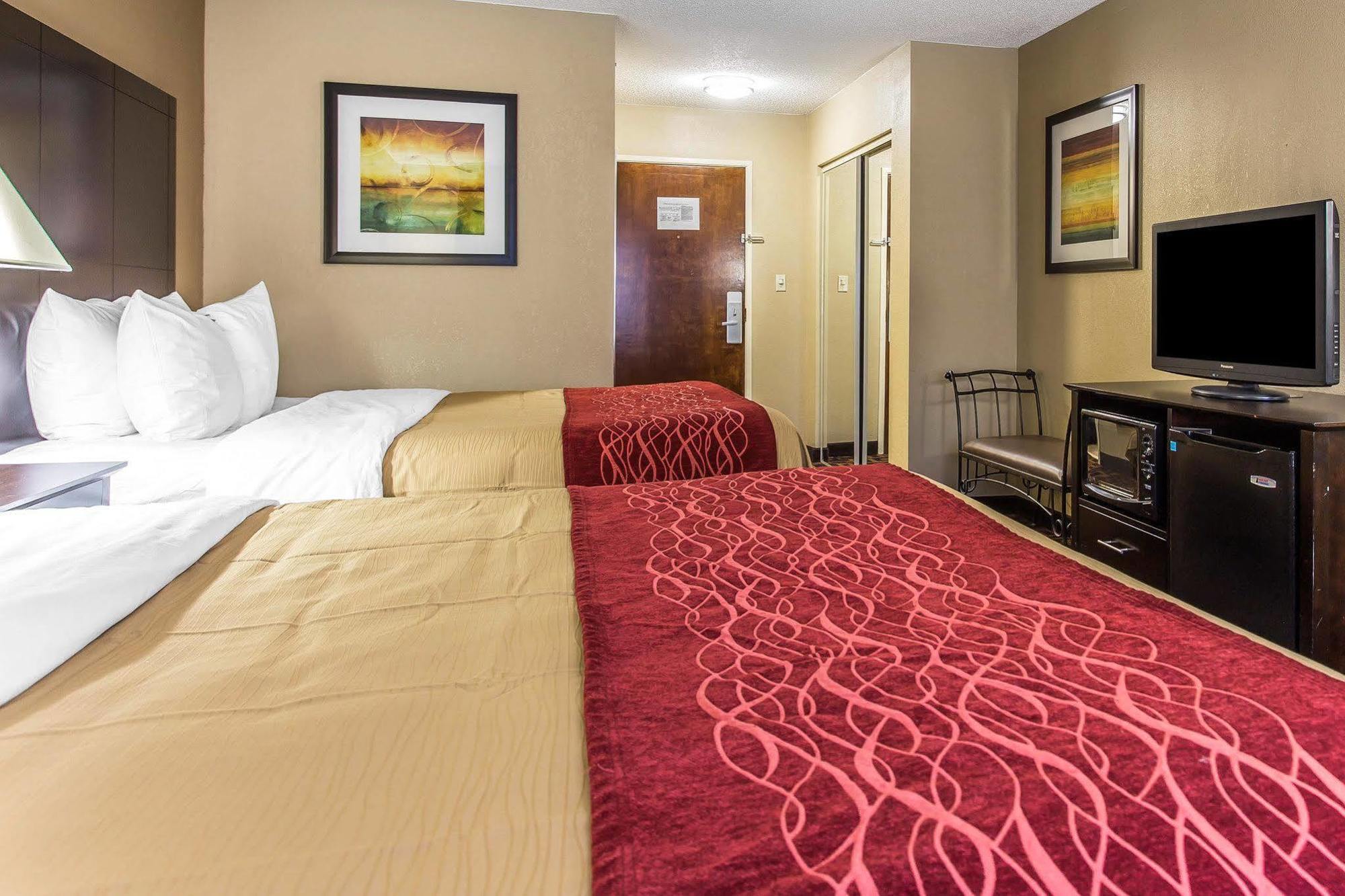 Quality Inn Lincolnton Екстер'єр фото