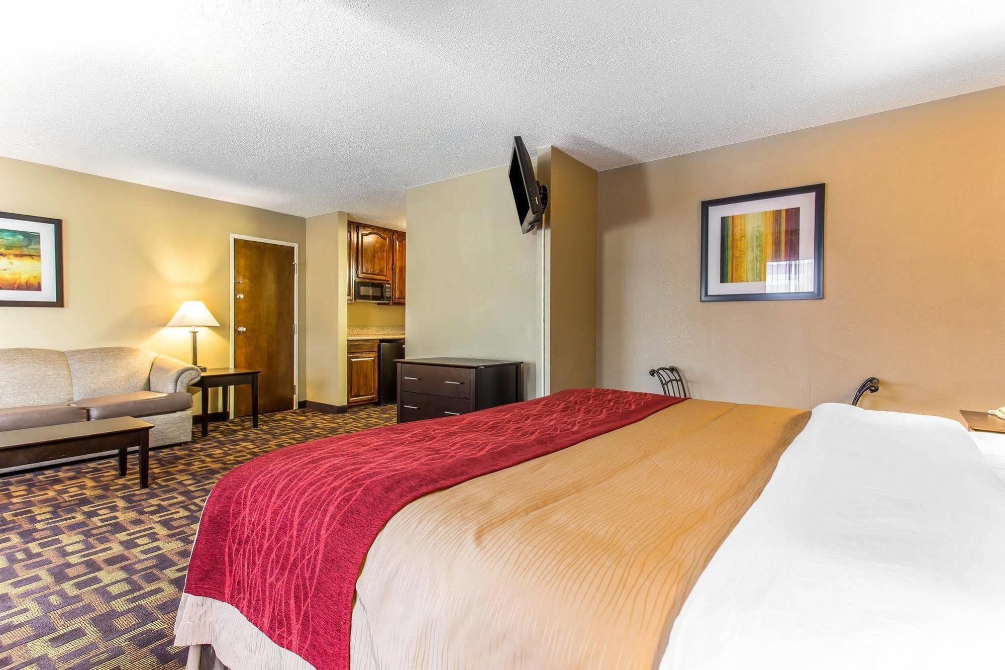 Quality Inn Lincolnton Екстер'єр фото